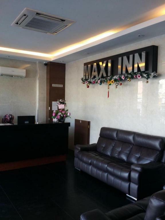 Maxi Inn Bintulu Esterno foto
