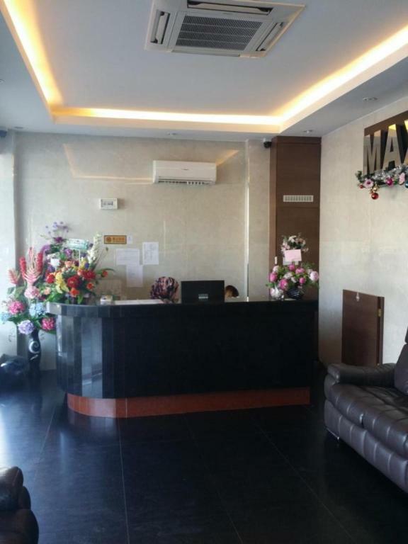 Maxi Inn Bintulu Esterno foto